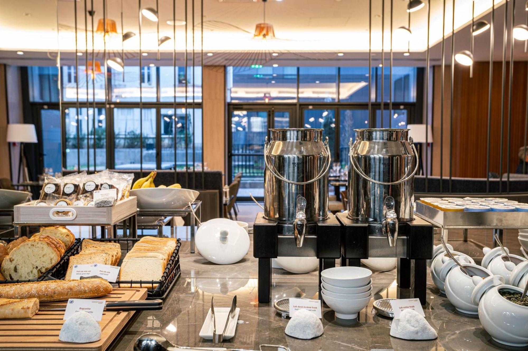 Courtyard By Marriott Paris Porte De Versailles Issy-les-Moulineaux Dış mekan fotoğraf
