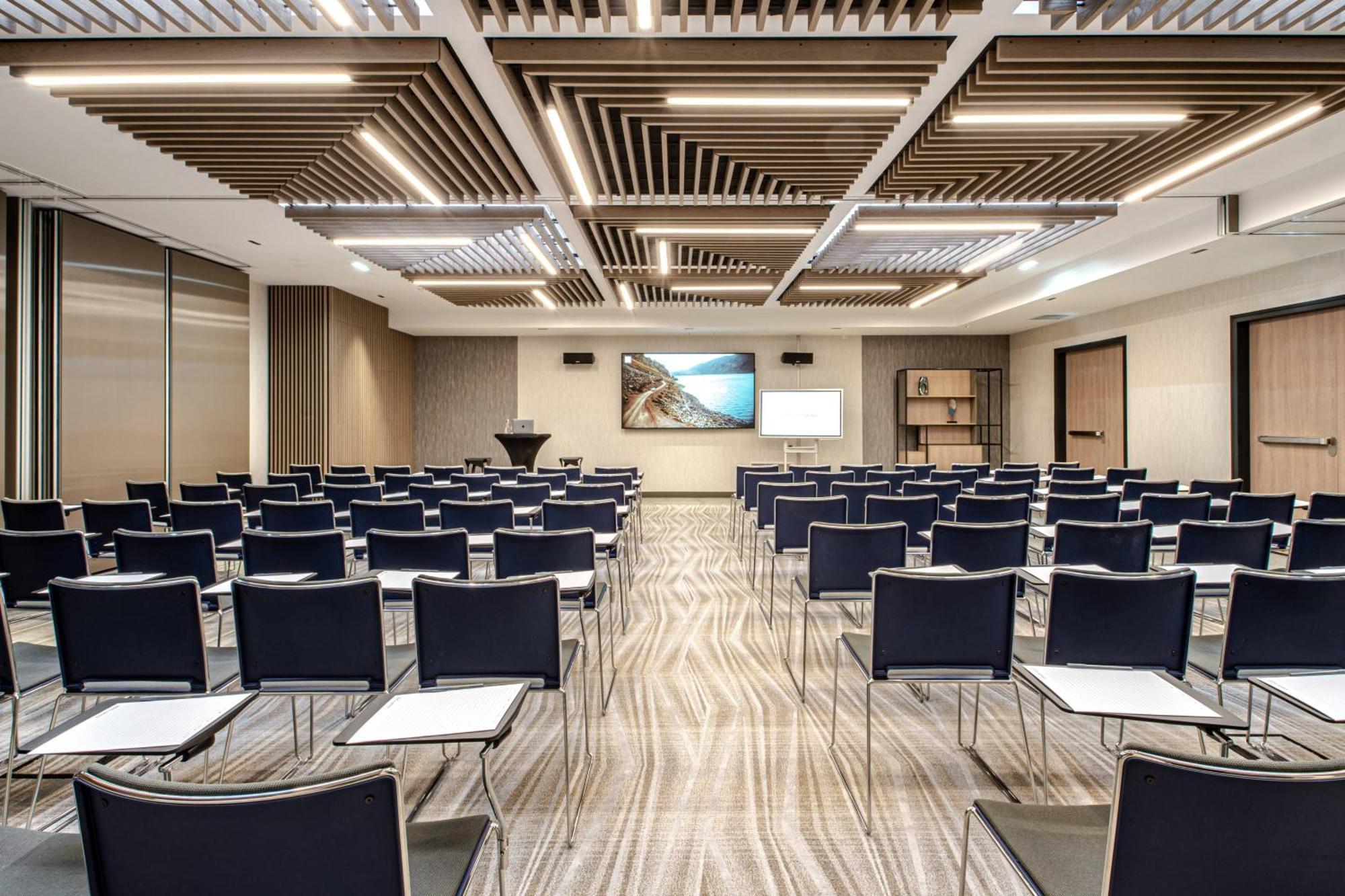 Courtyard By Marriott Paris Porte De Versailles Issy-les-Moulineaux Dış mekan fotoğraf