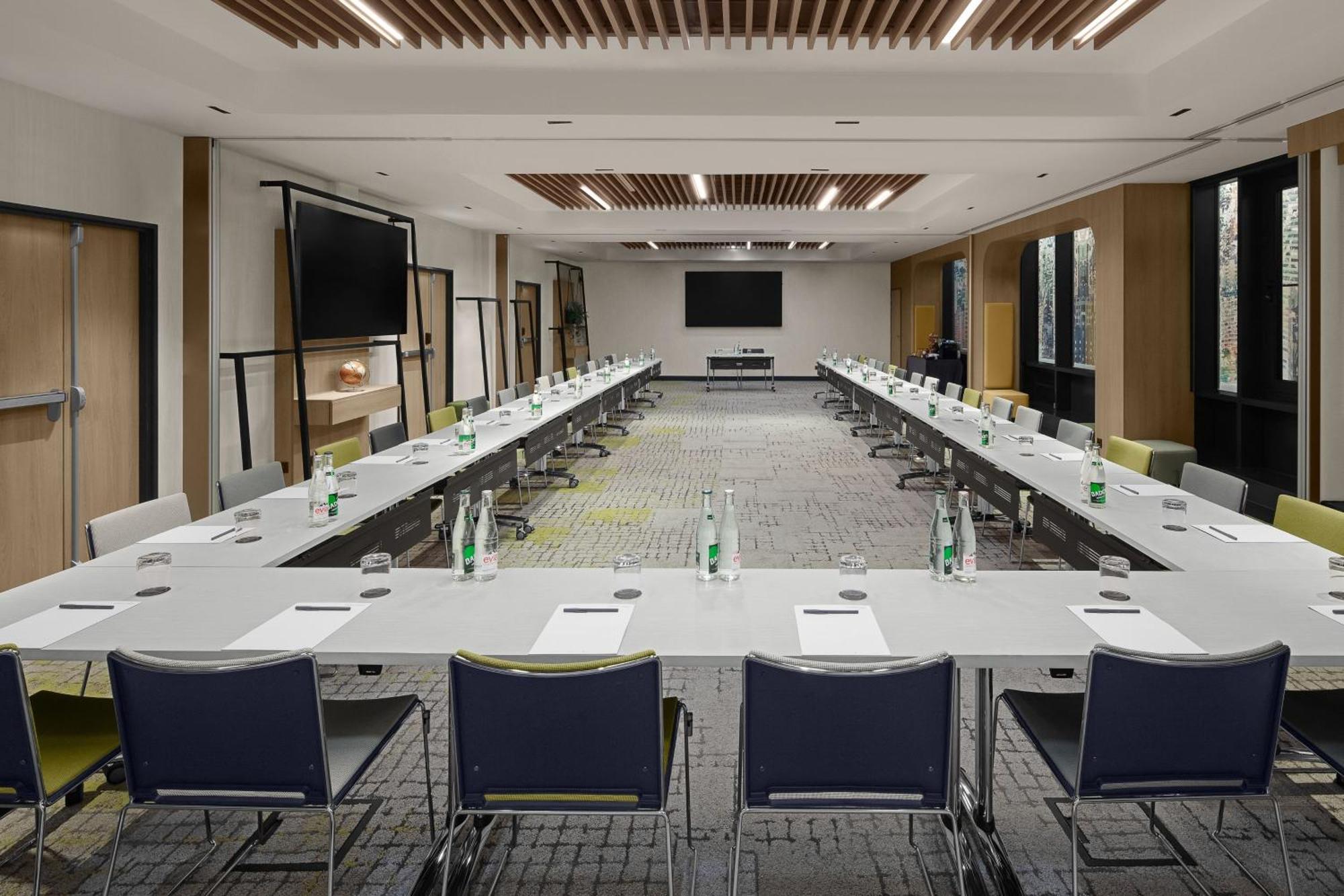 Courtyard By Marriott Paris Porte De Versailles Issy-les-Moulineaux Dış mekan fotoğraf