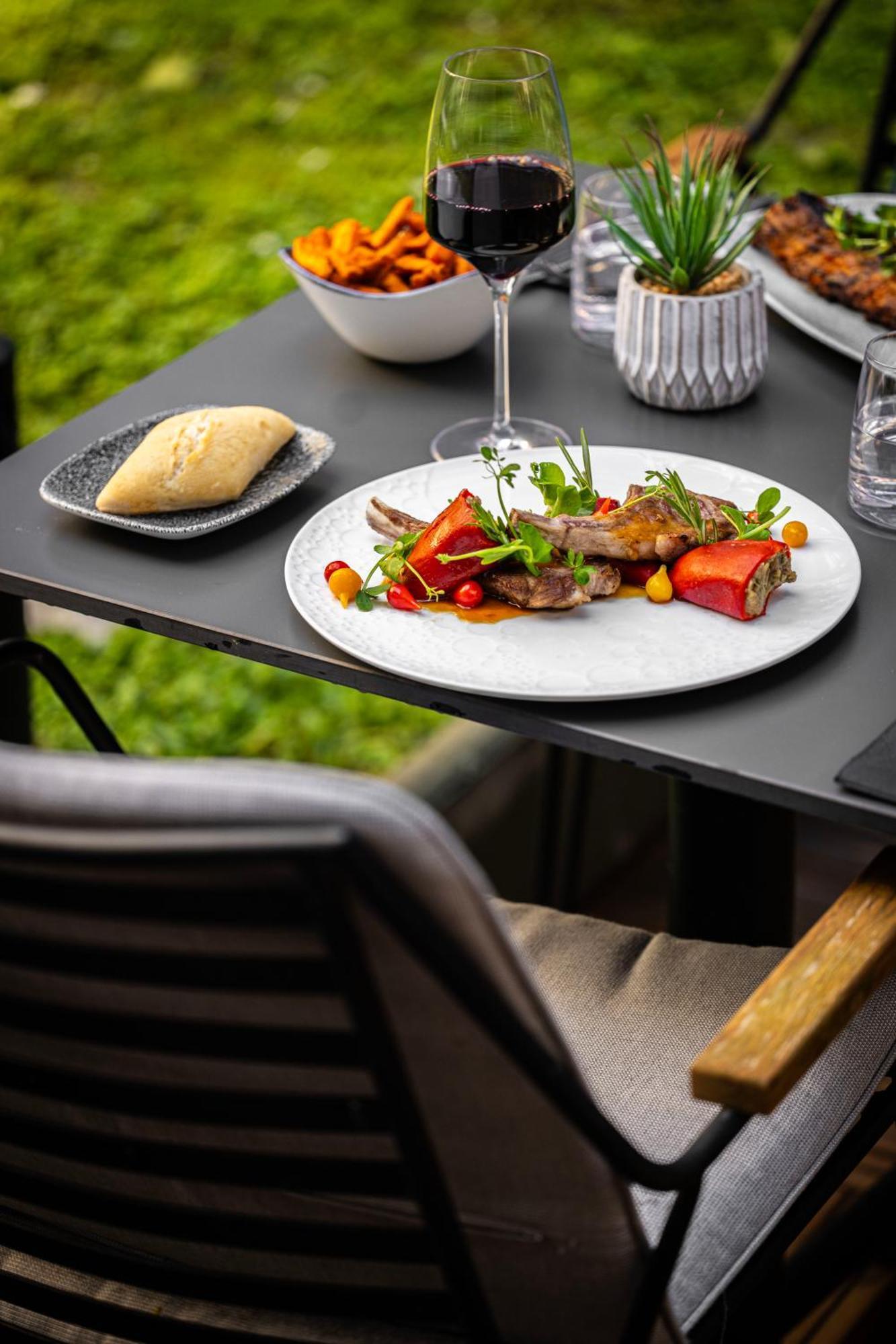 Courtyard By Marriott Paris Porte De Versailles Issy-les-Moulineaux Dış mekan fotoğraf