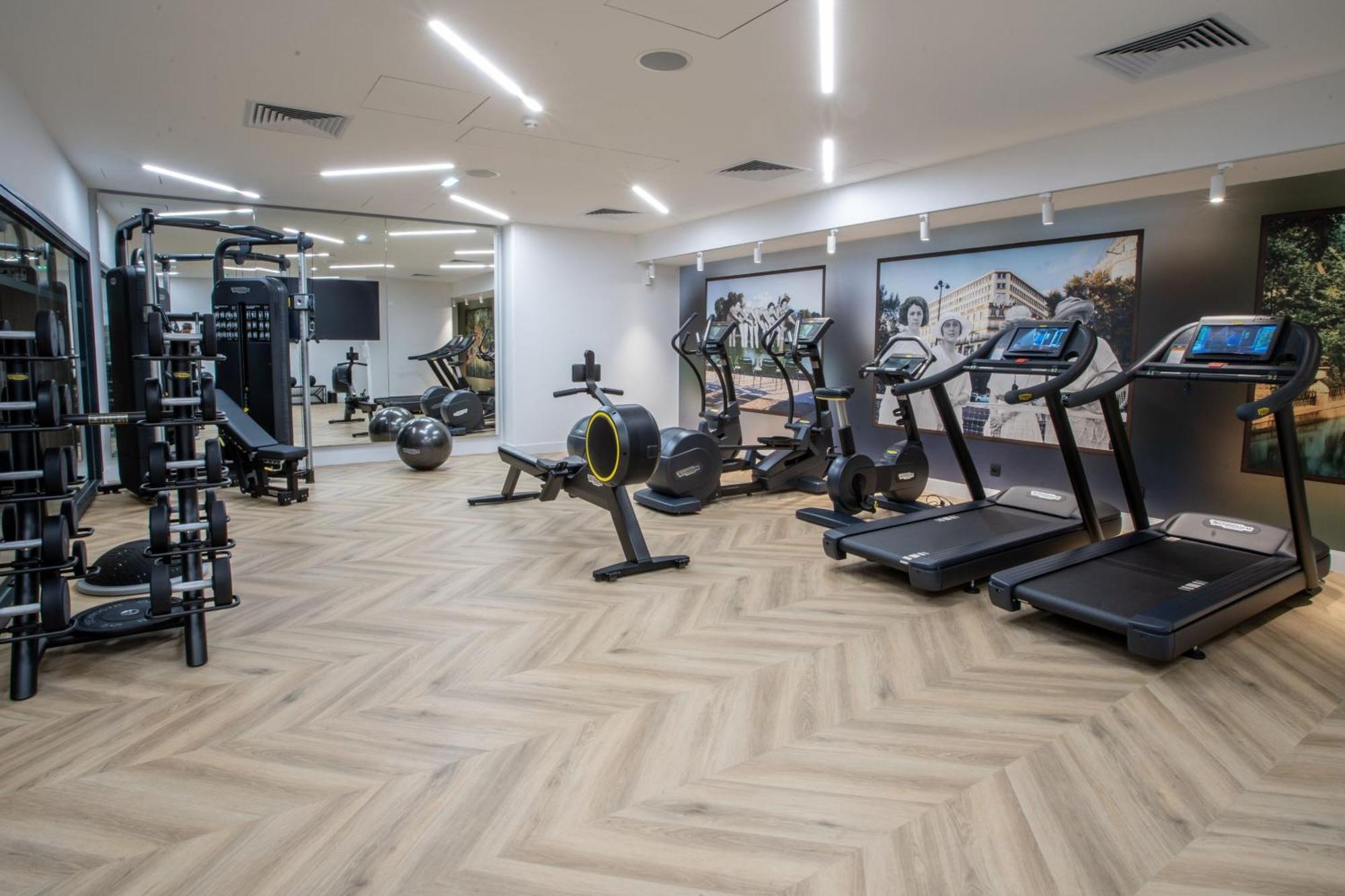 Courtyard By Marriott Paris Porte De Versailles Issy-les-Moulineaux Dış mekan fotoğraf